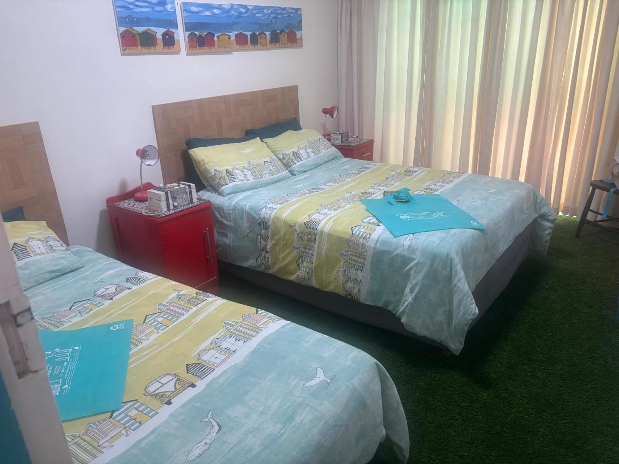 Cape Capsules Hotell Muizenberg Eksteriør bilde